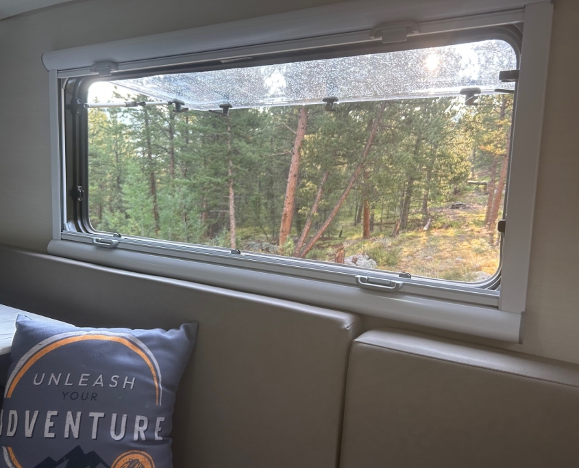 Windows with struts | Tiger Adventure Vehicles