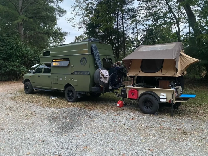 Tiger 4x4 with Camper 2