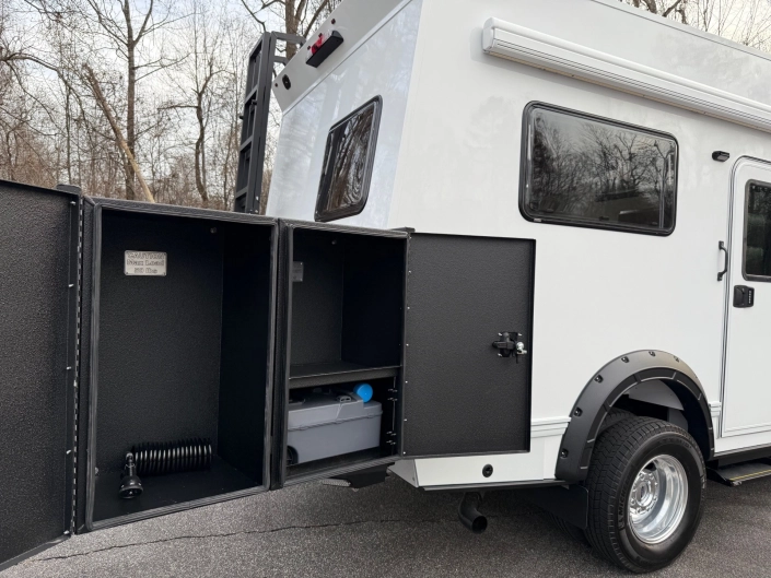 Tiger Adventure Rv 3